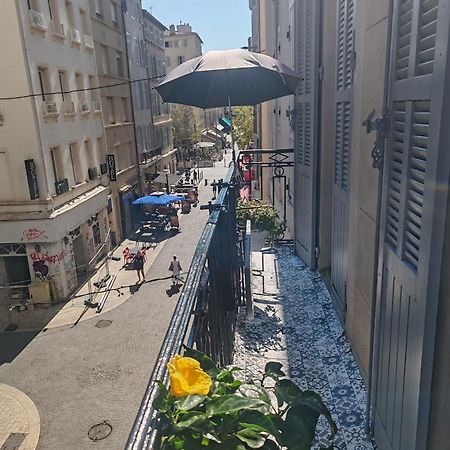 T3 Grand Balcon Au Coeur Du Vieux Port Apartment Marseille Luaran gambar