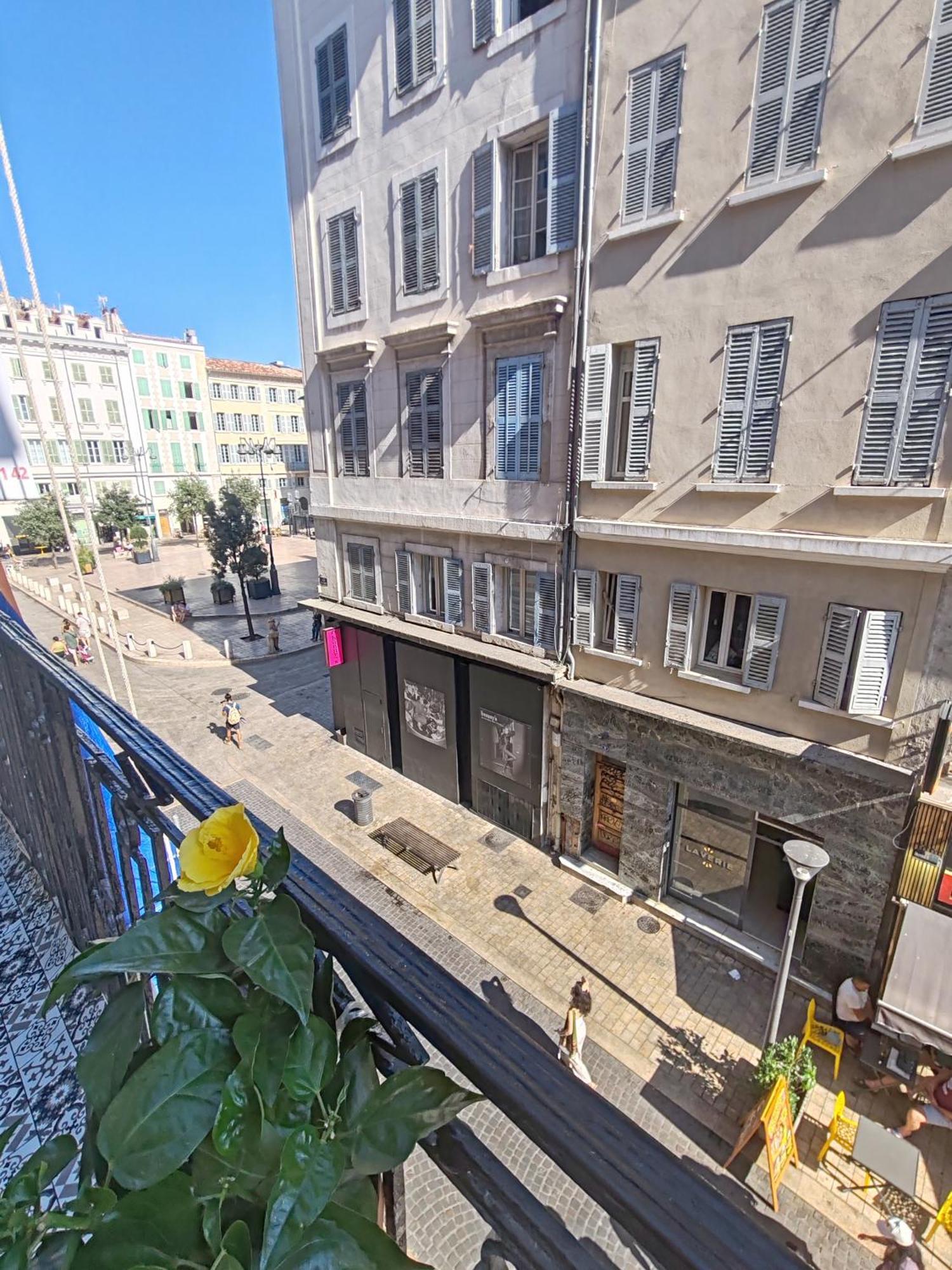T3 Grand Balcon Au Coeur Du Vieux Port Apartment Marseille Luaran gambar