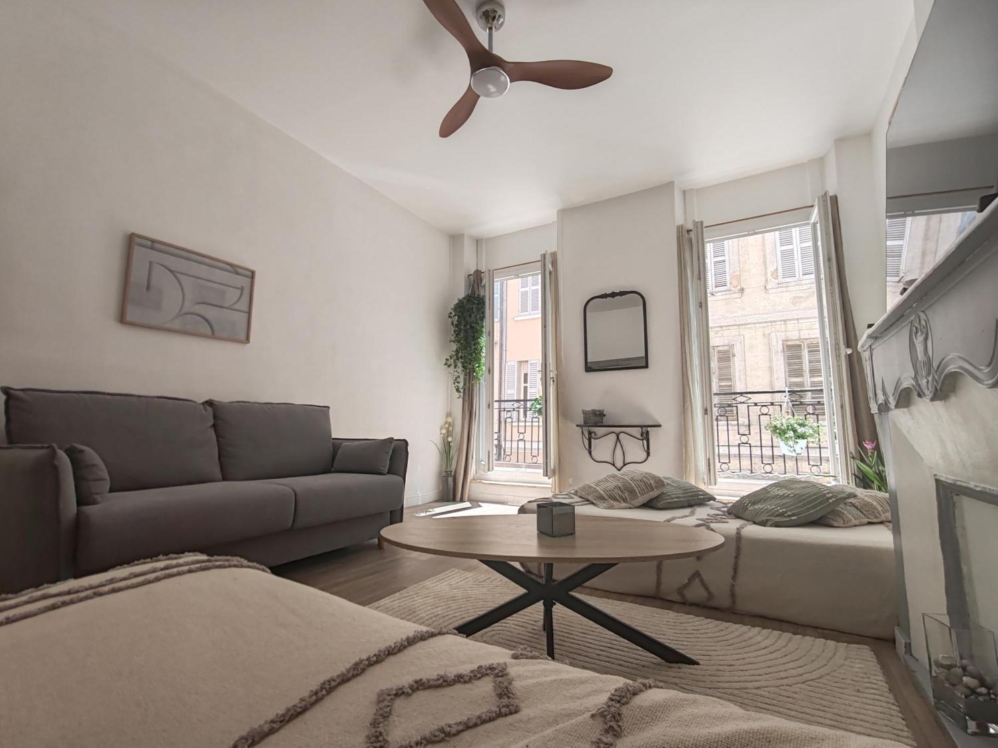 T3 Grand Balcon Au Coeur Du Vieux Port Apartment Marseille Luaran gambar