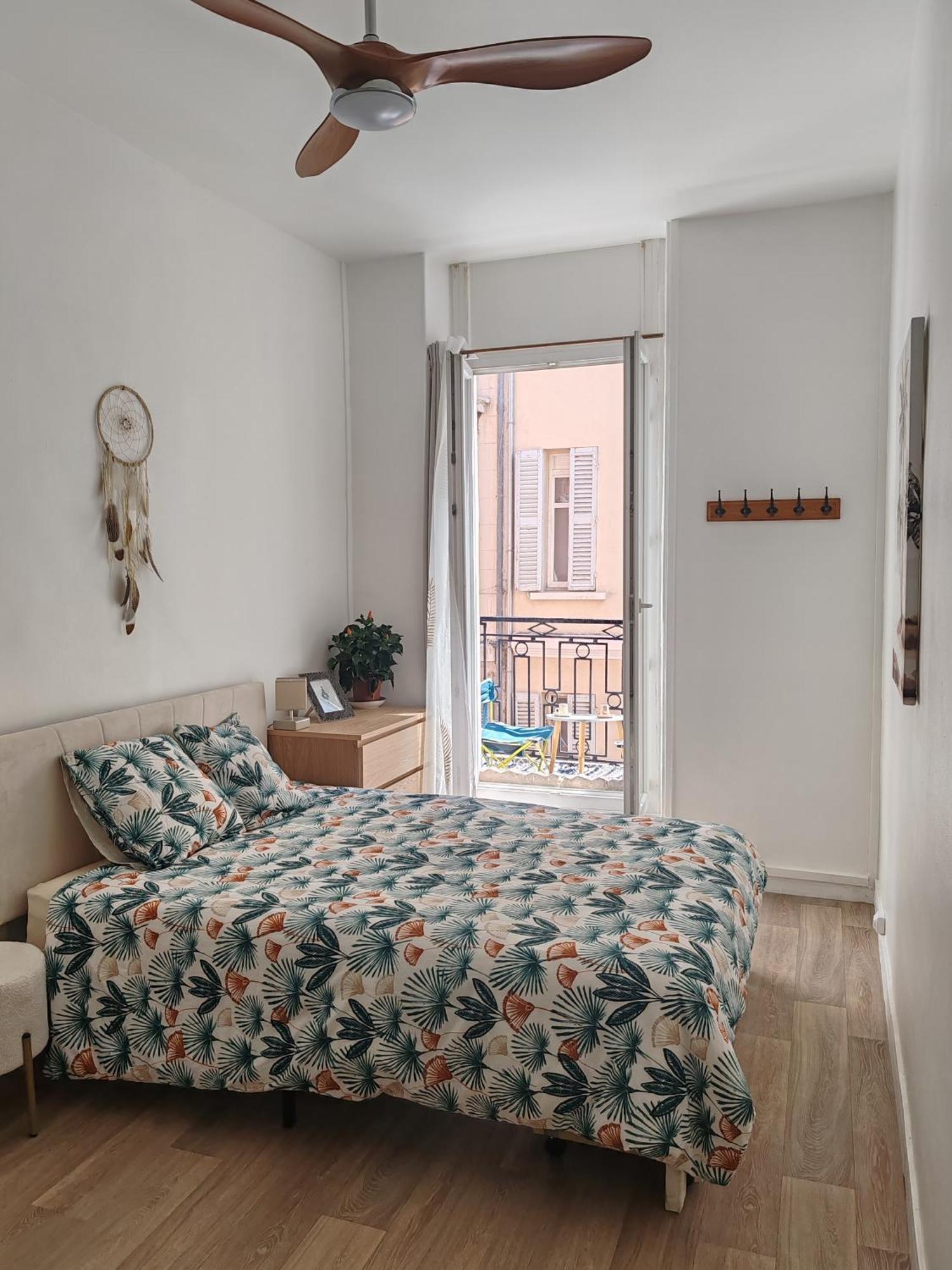 T3 Grand Balcon Au Coeur Du Vieux Port Apartment Marseille Luaran gambar